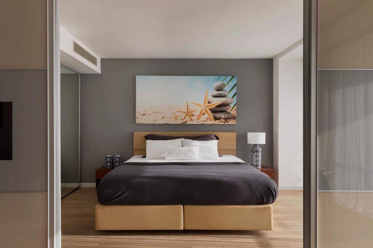 Ramada Resort Hadera Beach Екстериор снимка