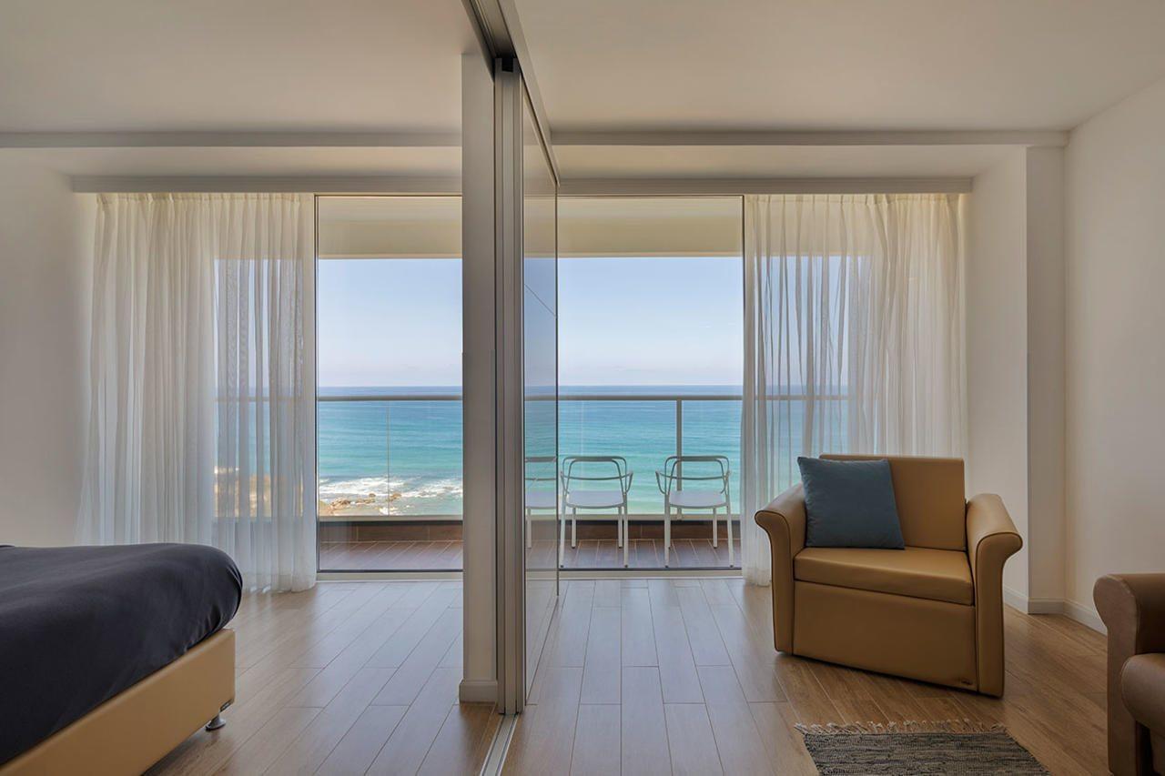 Ramada Resort Hadera Beach Екстериор снимка